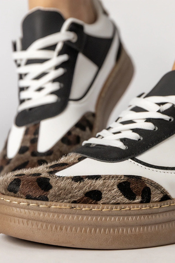 Scarpe sportive bianche e nere con inserto leopardato, "Meril" 2