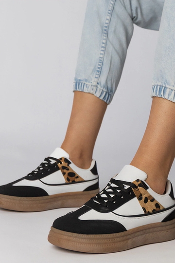 Scarpe sportive bianche e nere con inserto leopardato, "Meril"