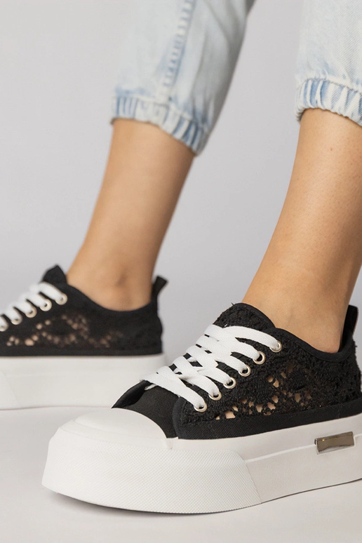 Scarpe sportive nere in pizzo per...