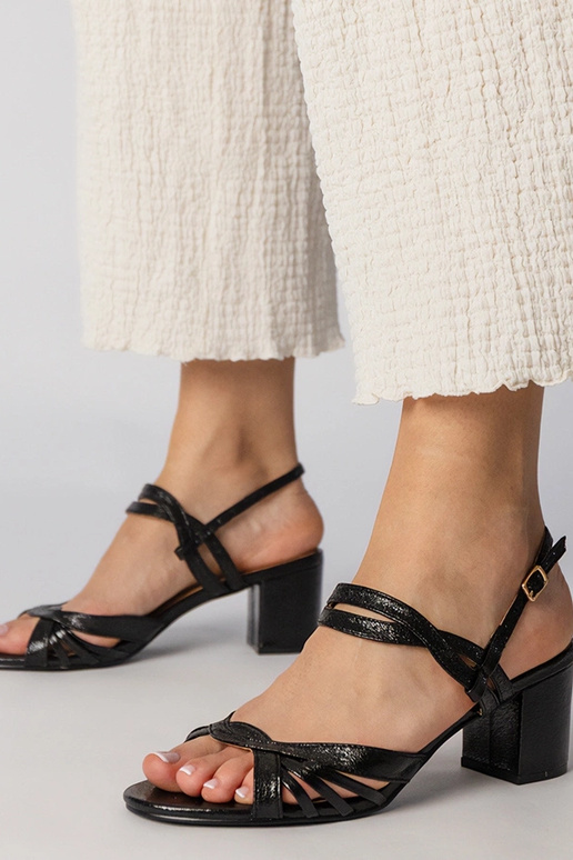 Sandali neri con tacco, "Melfi"