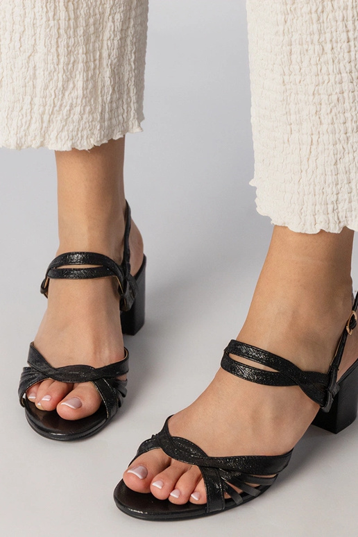 Sandali neri con tacco, "Melfi"