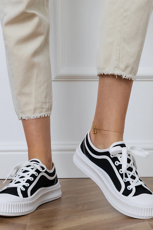 Scarpe nere con plateau per donna,...