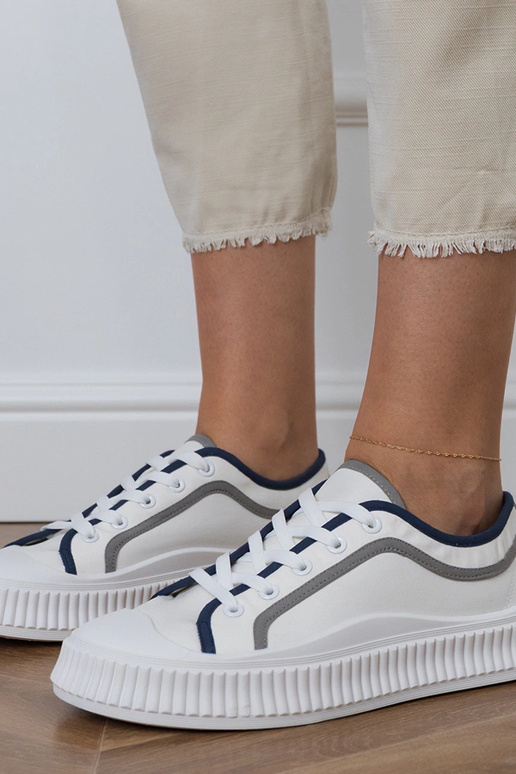 Scarpe bianche con plateau per donna,...