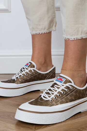 Scarpe marroni con plateau per donna, "Greta"