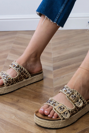 Espadrillas lucide con motivo leopardato e fibbie Induri 2