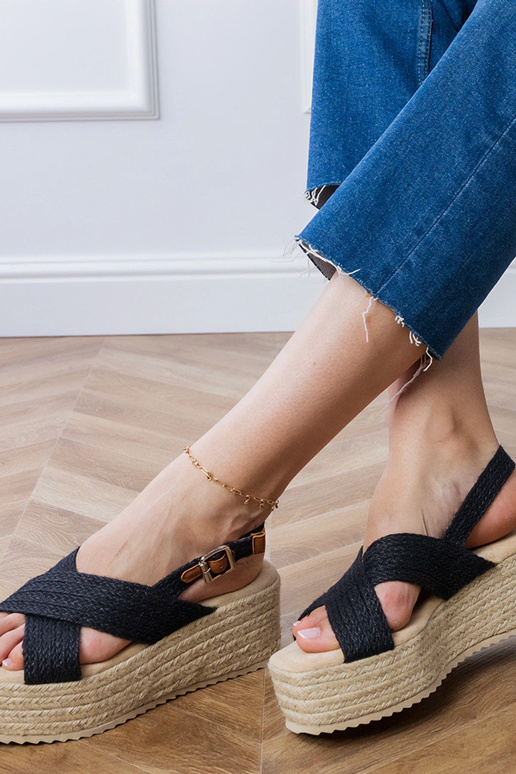 Sandalini neri tipo espadrilla con...