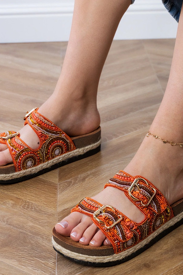 Pantofole etniche arancioni con fibbie sui cinturini, "Zebrina"