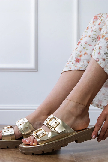 Pantofole dorate piatte con fibbie, "Liluna" 2