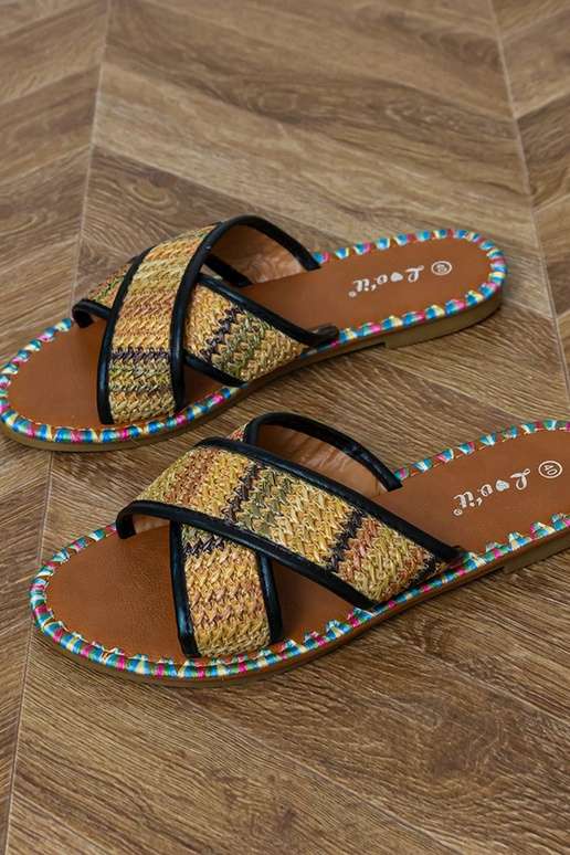 Pantofole nere piatte con ricami...