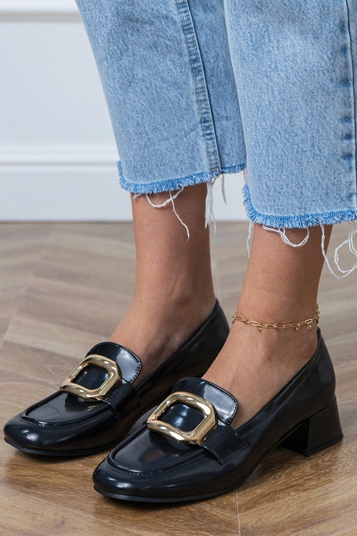 Mezzi stivali neri da donna con... Mezzi stivali neri da donna con...