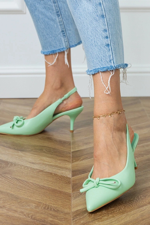 Sandali bassi verdi con fiocco Berlona