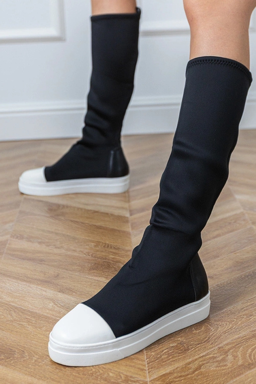 Stivaletti sportivi neri in tessuto...