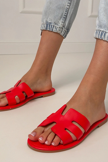 Ciabatte rosse decorate con...