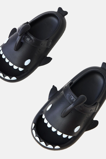 Ciabatte nere per bambini... 2