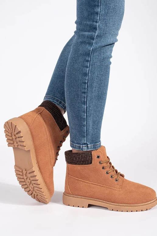 scarpe da donna realizzate in pelle...