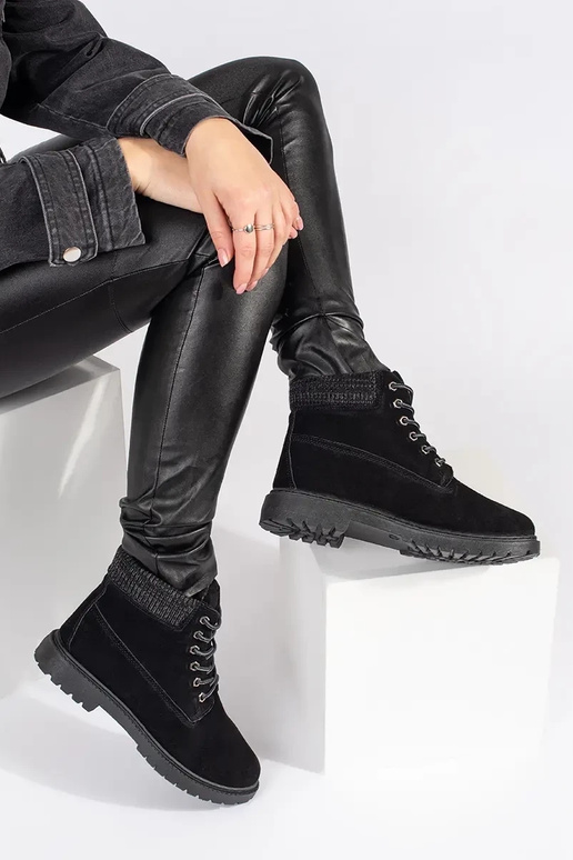 Le scarpe da donna sono realizzate in...