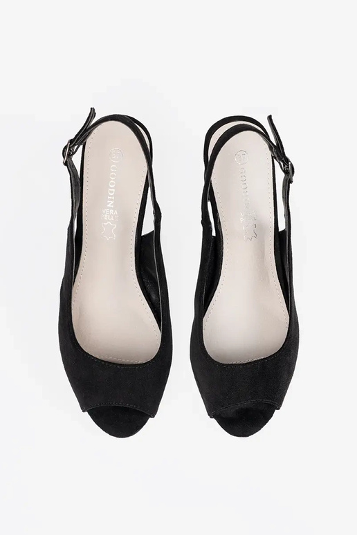 Sandali in suede con tacco