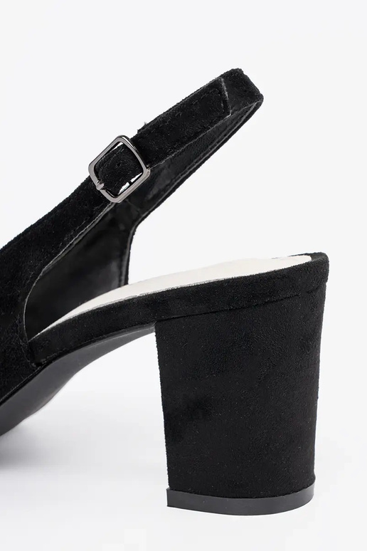 Sandali in suede con tacco