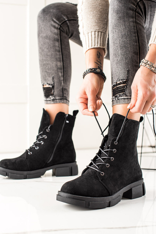 stivali di pelle scamosciata