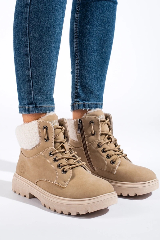 Stivaletti da donna in ecopelle color... Stivaletti da donna in ecopelle color...