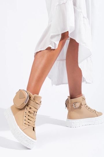 scarpe casual con una... 2