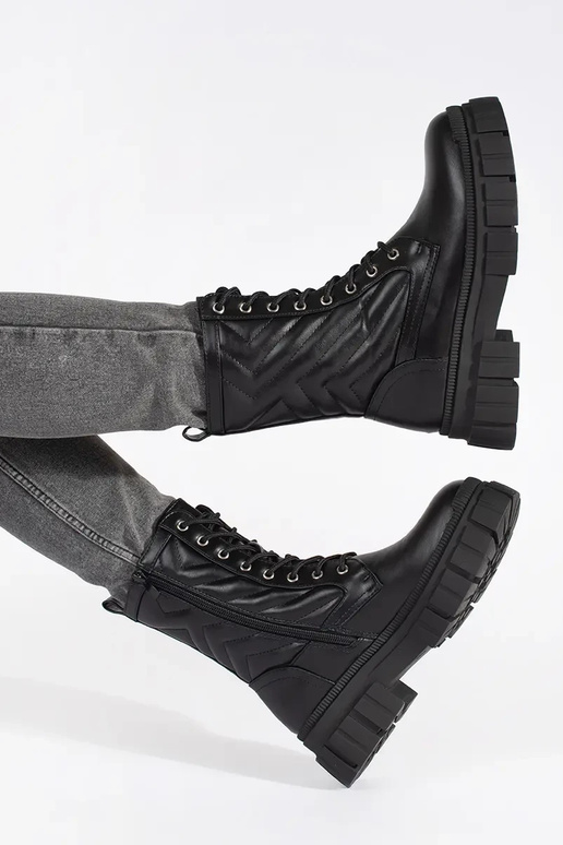 Stivali con motivo a punta