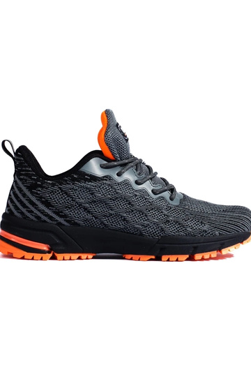 Scarpe da ginnastica...