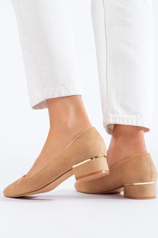 Modello classico con tacco alto...