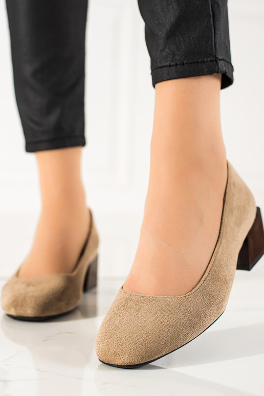 Decolleté eleganti color sabbia...