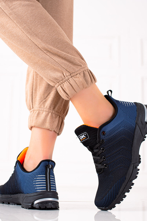 Scarpe stile sportivo colore nero Dk