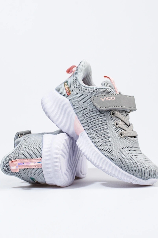 Scarpe da ginnastica modello Vico... Scarpe da ginnastica modello Vico...