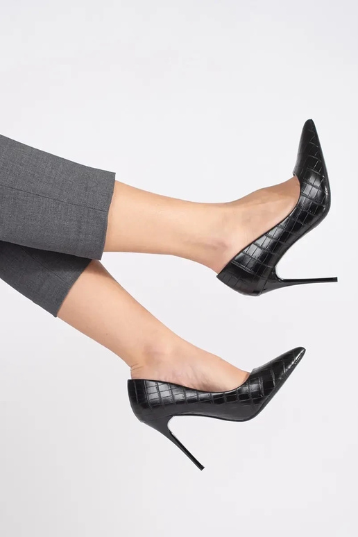 Scarpe con tacco sottile Shelovet... Scarpe con tacco sottile Shelovet...