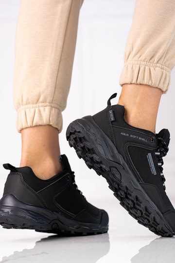 Scarponi da trekking neri... 2