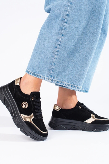 Scarpe modello sneakers... 2