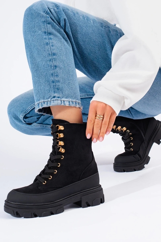 Stivali da donna con plateau in... Stivali da donna con plateau in...