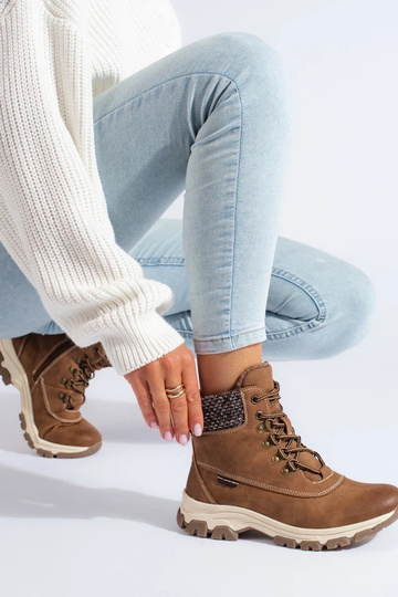 stivali marroni con plateau 2