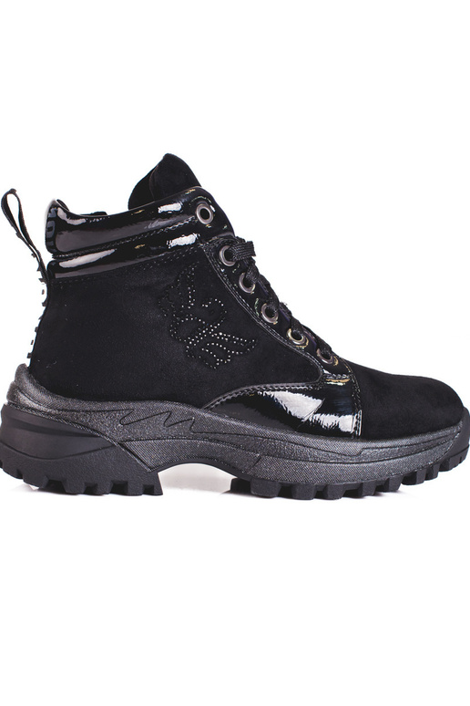 scarpe nere per ragazze su una suola...