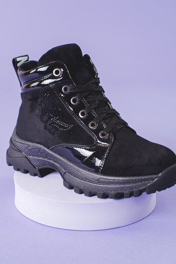 scarpe nere per ragazze su... 2