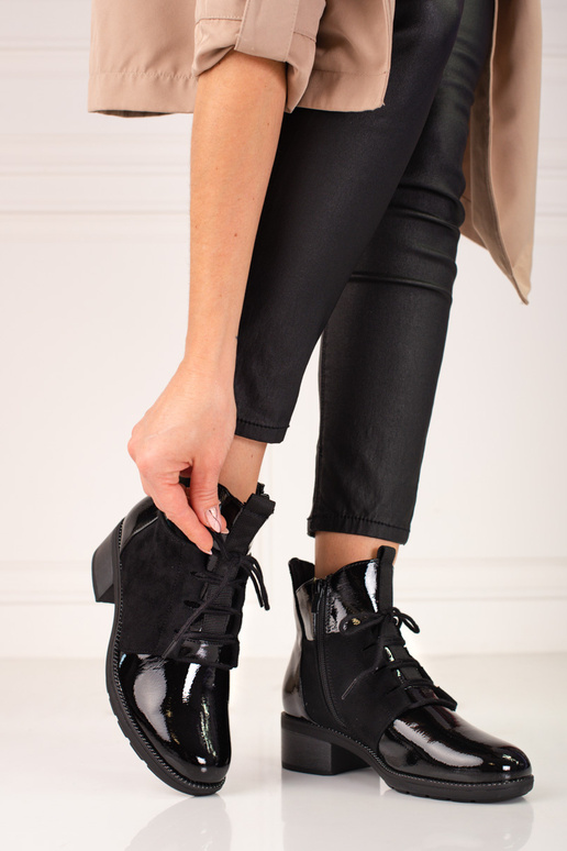 Eleganti stivali neri con tacco