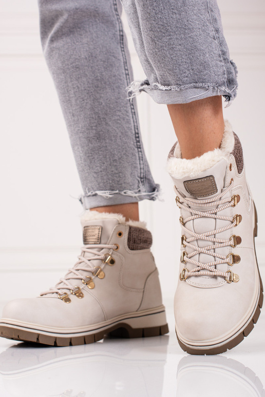 Stivali color sabbia in ecopelle