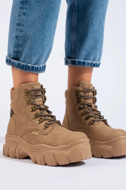 stivali da donna con plateau BIG STAR...