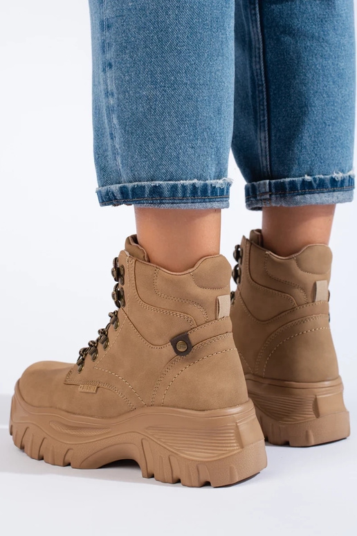 stivali da donna con plateau BIG STAR...