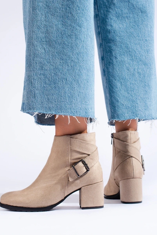 stivali in pelle scamosciata da donna... stivali in pelle scamosciata da donna...