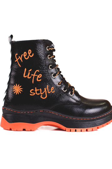 Stivali ragazze stivali...