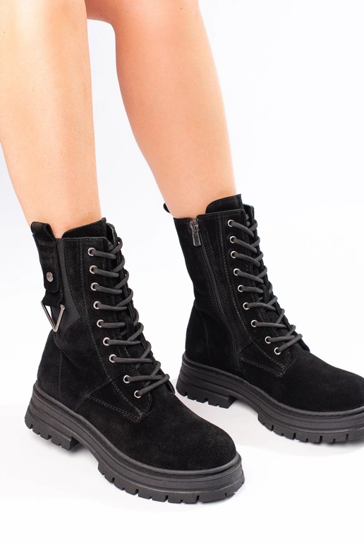 Scarpe alte da donna realizzate in...