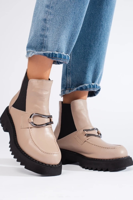 Scarpe da donna in pelle con plateau...