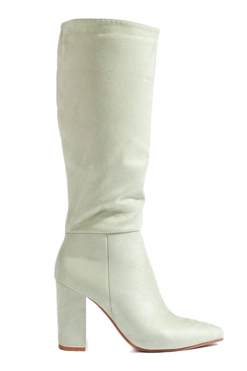 Stivali lunghi realizzati...