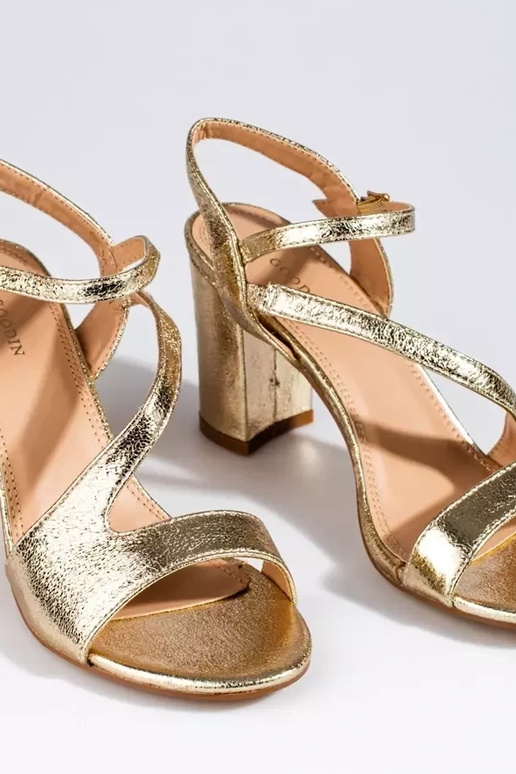 sandali eleganti con tacco dorato per...