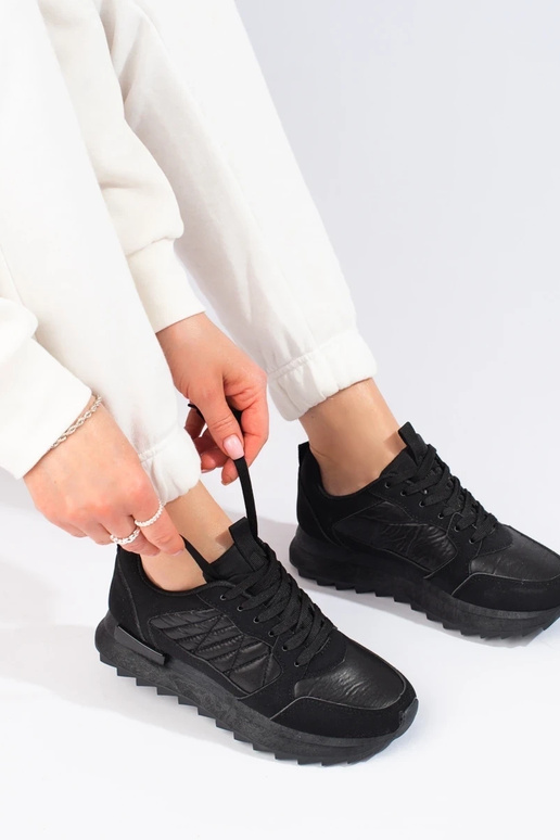 Scarpe da ginnastica modello Potocki... Scarpe da ginnastica modello Potocki...