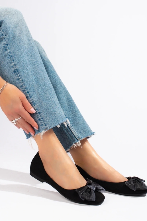 ballerina in camoscio con nastro... ballerina in camoscio con nastro...